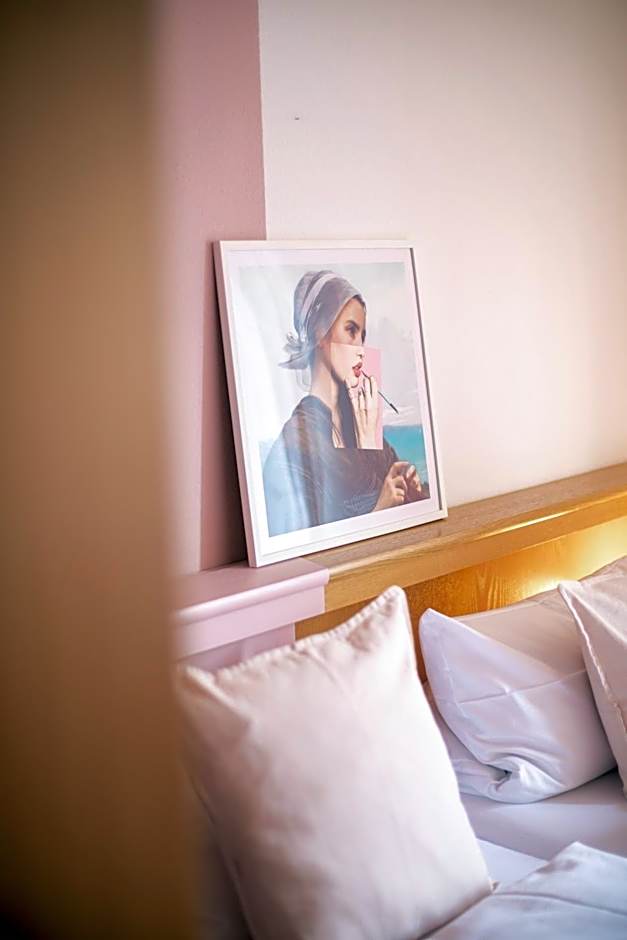 DAS SCHÖNE LEBEN Pop-Up Hotel