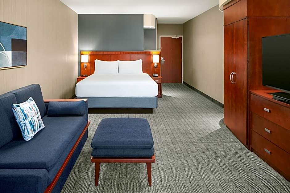 Courtyard by Marriott Winchester Medical Center