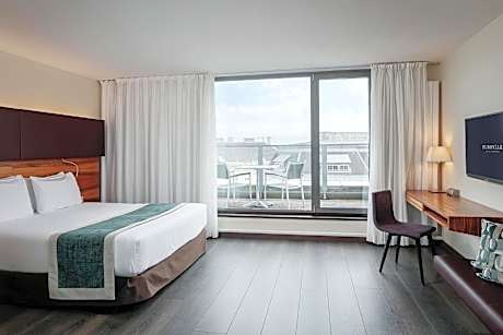 Deluxe Double Room with Balcony