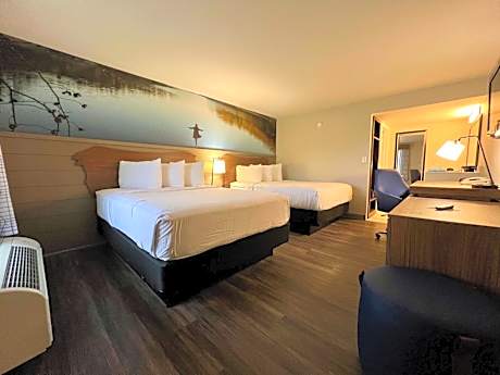 Queen Room with Two Queen Beds - Non-Smoking