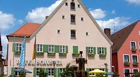 Hotel-Landgasthof Schuster