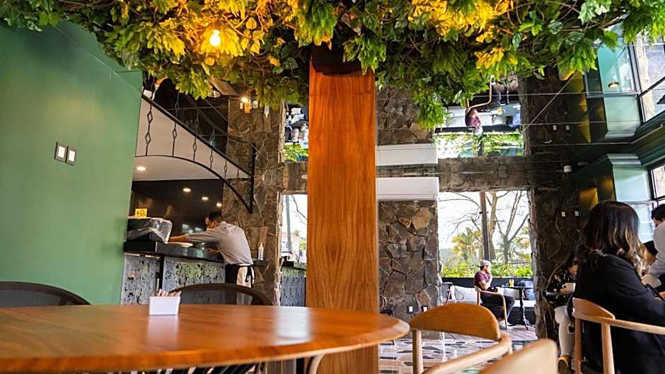 The Xperience by g - Adults only