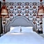 HOLM Boutique & SPA - IK Collection