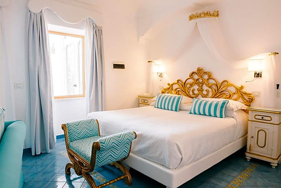 Foto 1 de 12 de 1 King Bed Suite, Jetted Tub, Sea View, Terrace