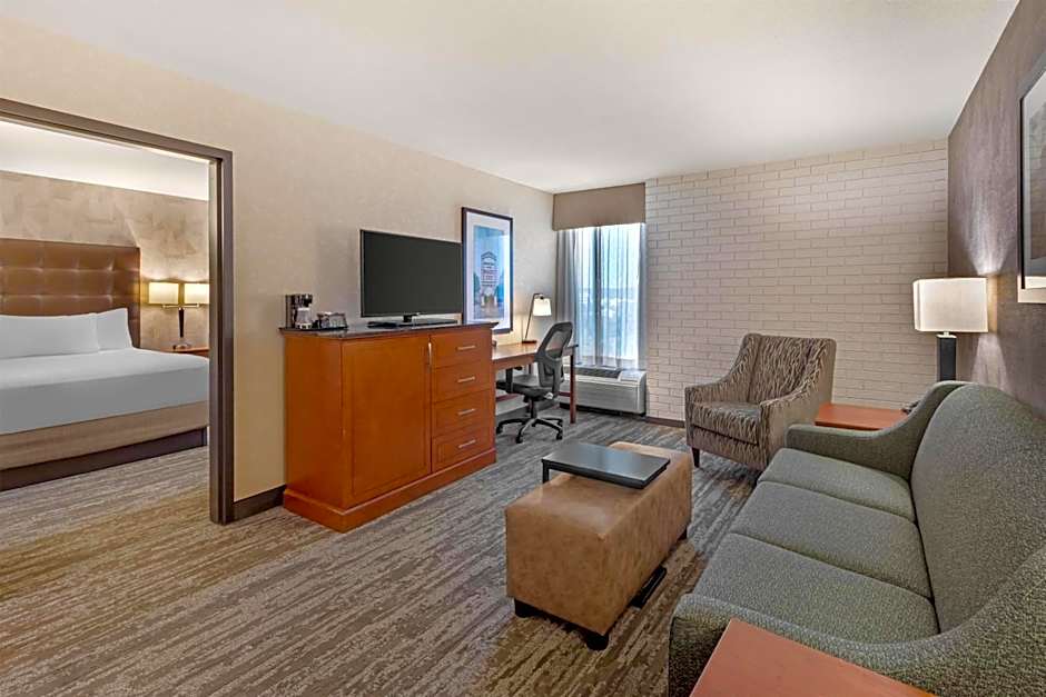 Drury Inn & Suites Birmingham Grandview