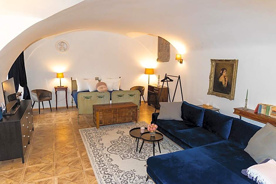 Opera apartments - Mestský palác