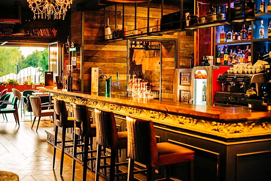 Sundial Boutique Hotel