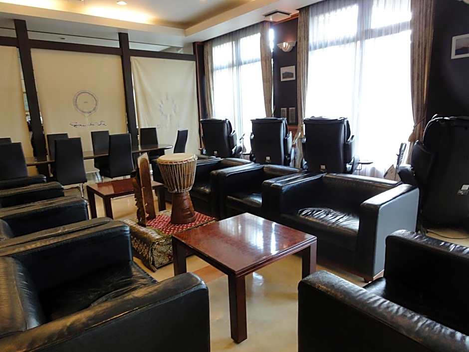 Urban Hotel