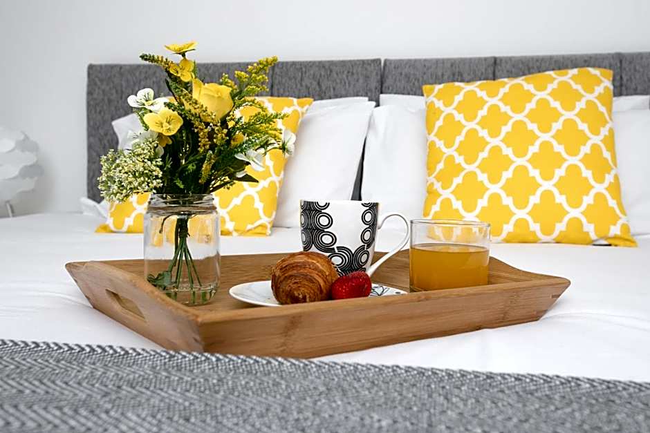 KVM - City Apartments - Contractors - Town Centre by KVM Stays