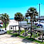 Cozy Galveston Beach Front Condo