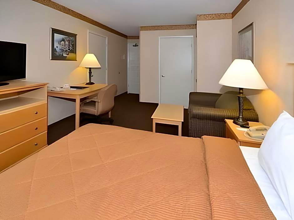 Bay Area Inn & Suites