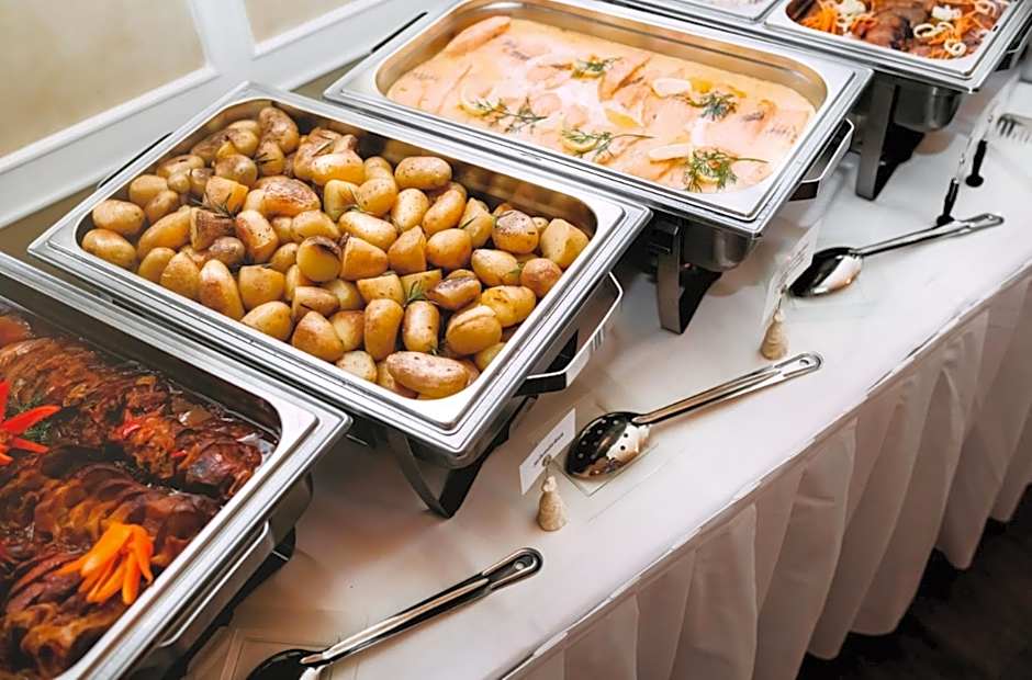 Holiday Inn Chicago Midway Airport S By IHG