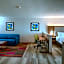 Holiday Inn Express & Suites N Waco Area - West By IHG