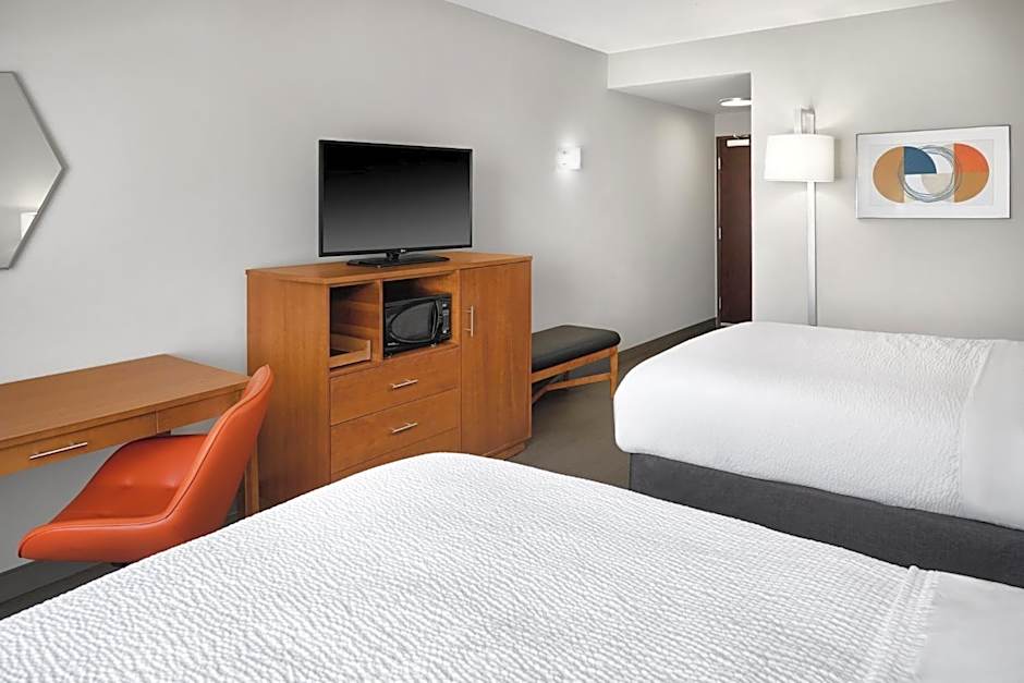 Holiday Inn Express & Suites Midland South I-20 By IHG