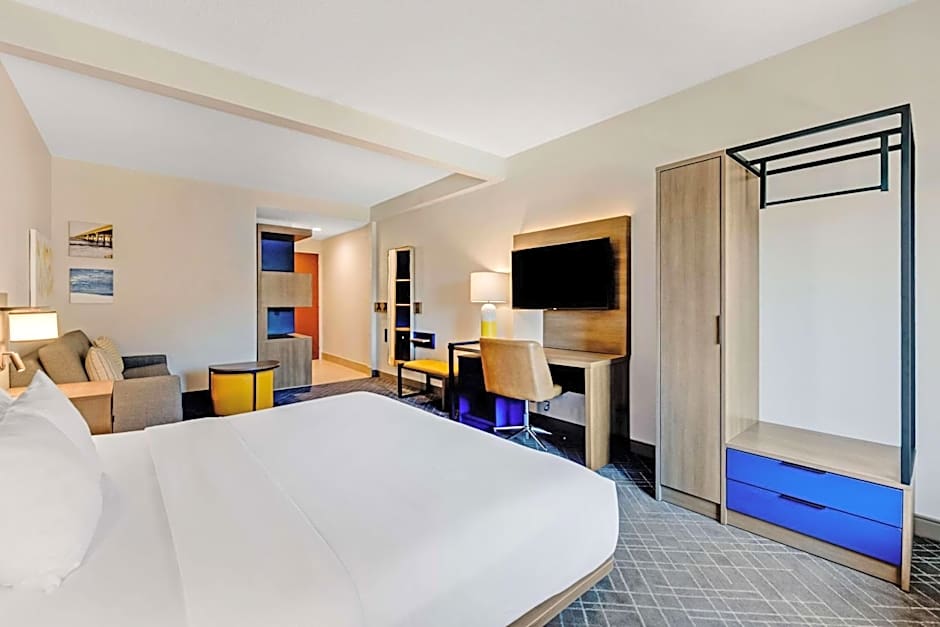 Comfort Suites Chesapeake - Norfolk