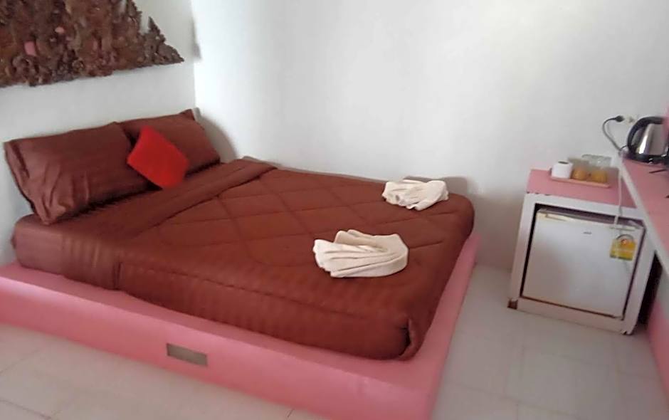 lanta white sand beach guesthouse