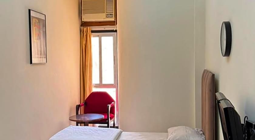 Qurum Beach Hotel