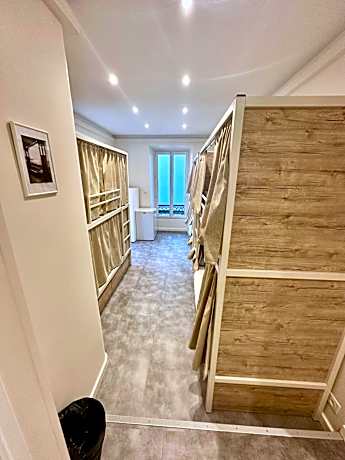 Bed in 6-Bed Mixed Dormitory Room