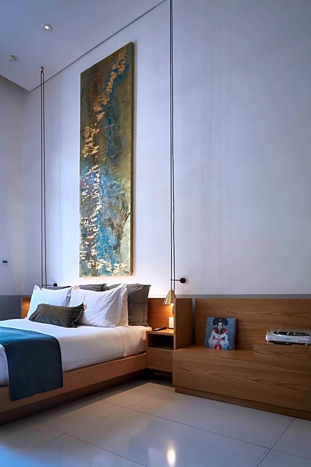 Umbral, Curio Collection by Hilton