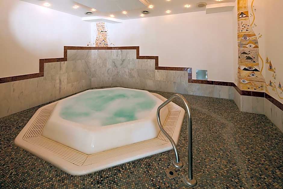 Gartenhotel Crystal - 4 Sterne Superior