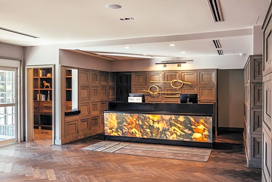 Somerset Hills Hotel, Tapestry Collection by Hilton