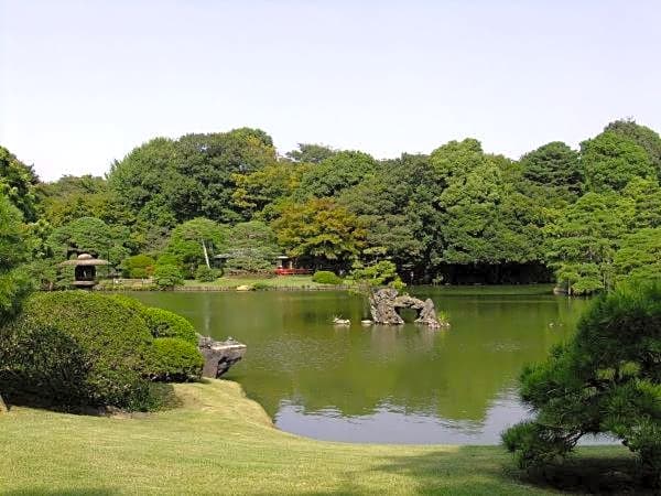 Base Inn Komagome Tokyo