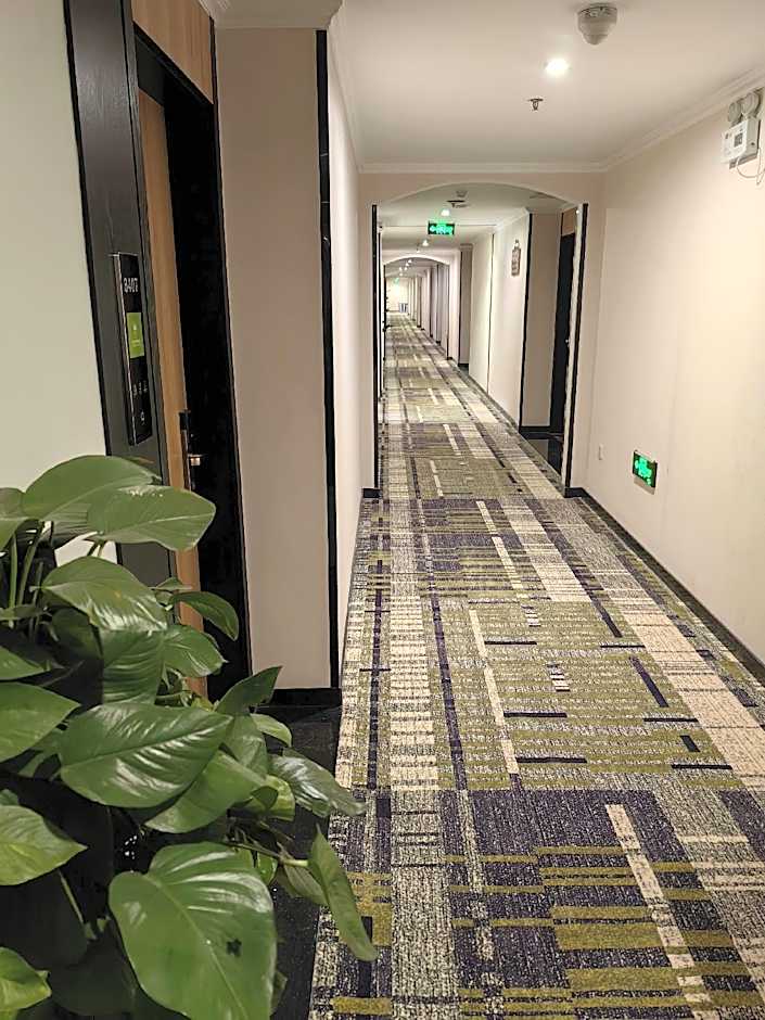 GreenTree Inn Anhui Province Anqing Guangcai Big Market Bus Terminal Business Hotel