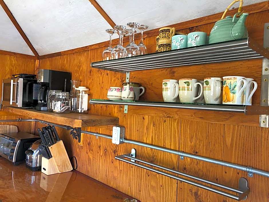 Idyllic Cabin Retreat Only 5 Minutes Away From Nelson