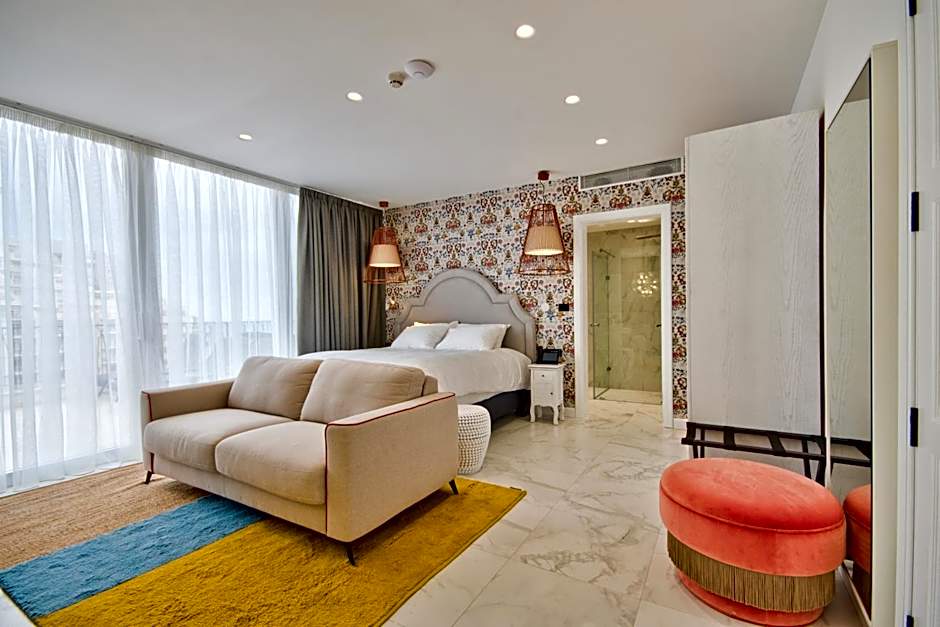 HOLM Boutique & SPA - IK Collection