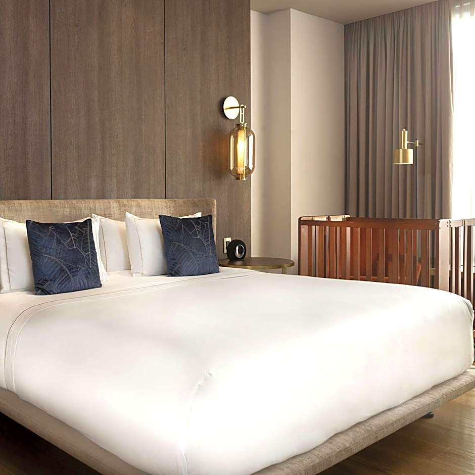 Salvio Parque 93 Bogota, Curio Collection by Hilton