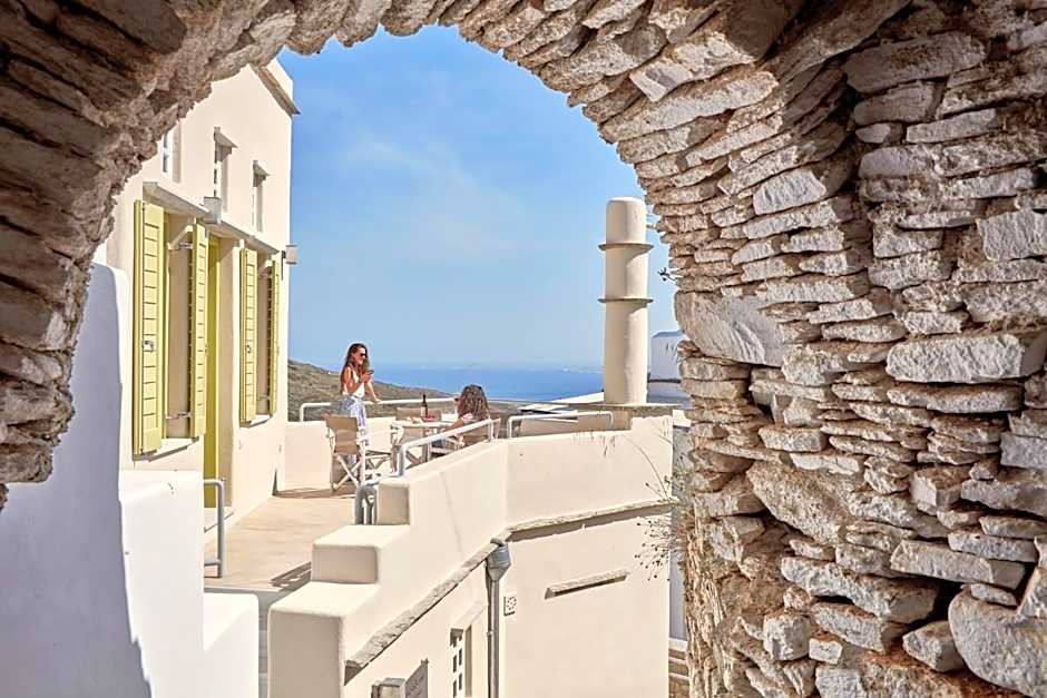 Crossroads Inn Traditional Lodging