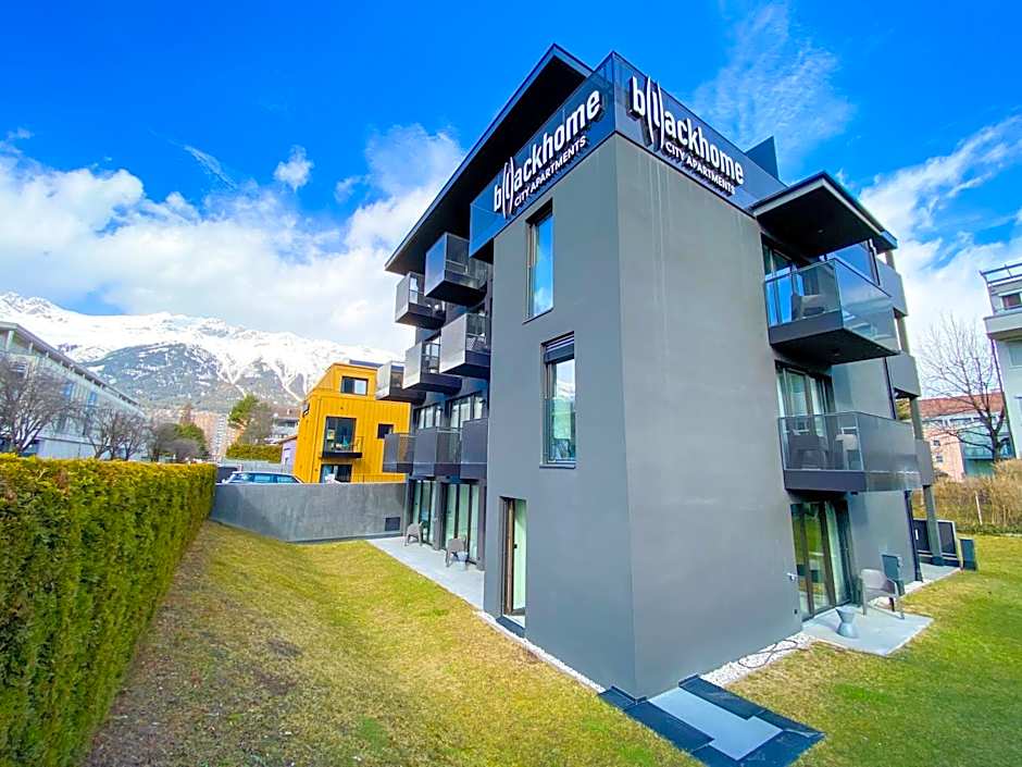 Blackhome Innsbruck City East I contactless check-in