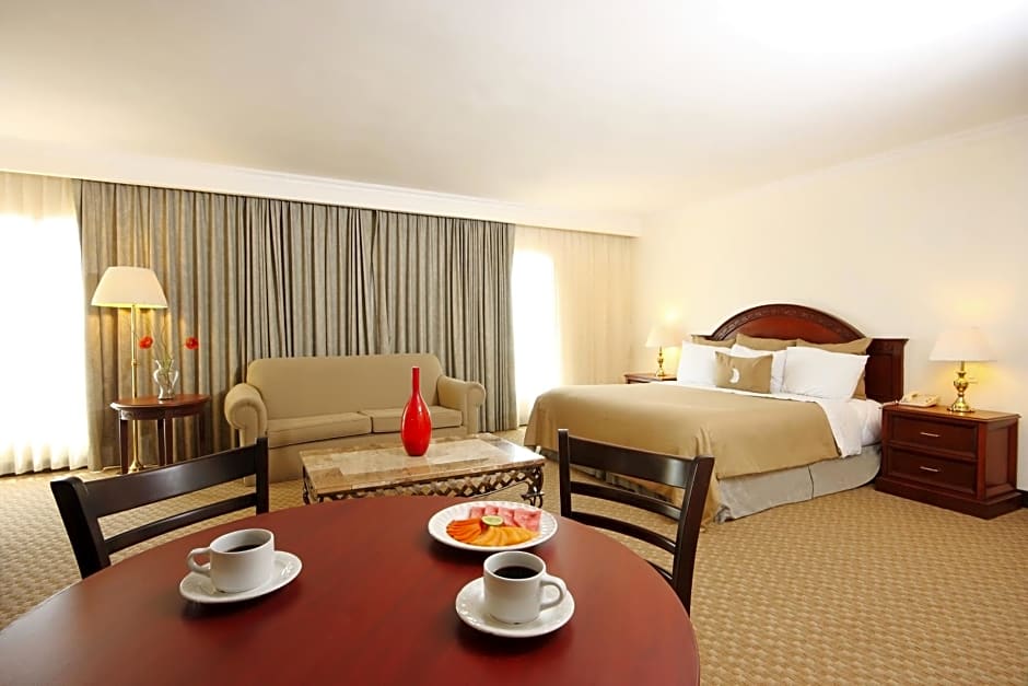 Fiesta Inn Express Nuevo Laredo
