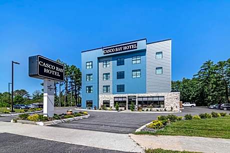 Casco Bay Hotel Portland Airport - Maine Mall, an Ascend Collection Hotel