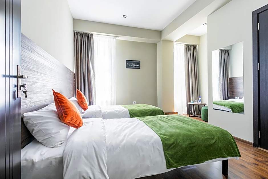 Boutique Hotel MOJO