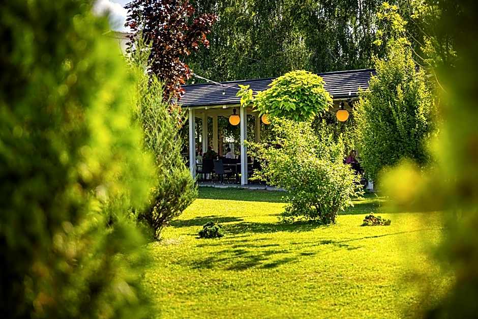 Armonia by Aristocratis