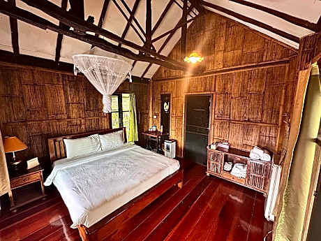 Deluxe Bungalow with Sea View