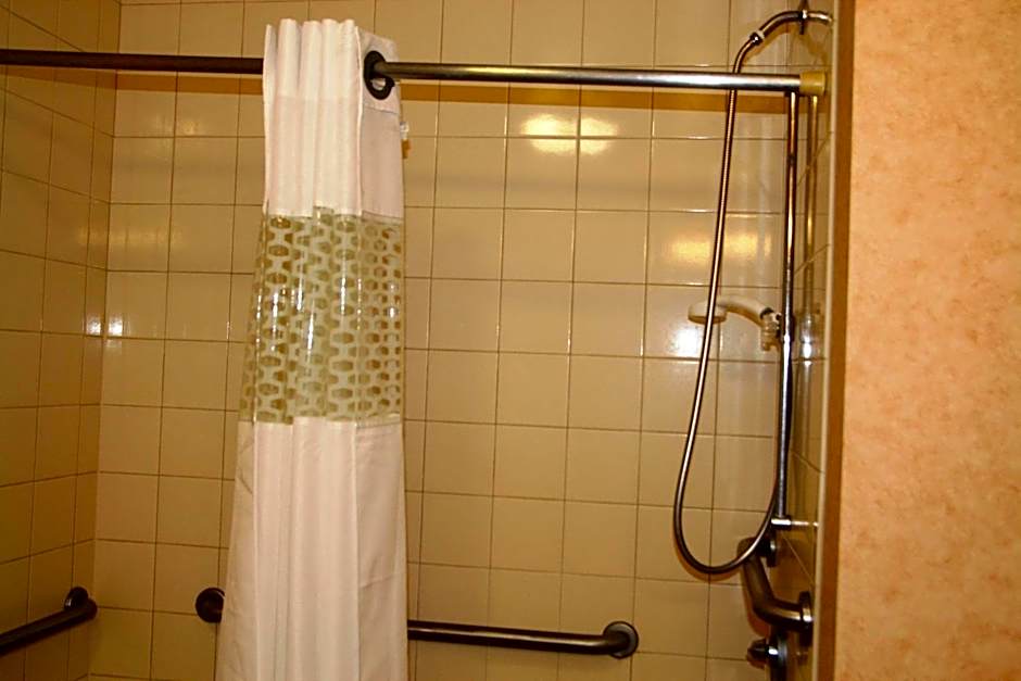 Hampton Inn By Hilton Canton