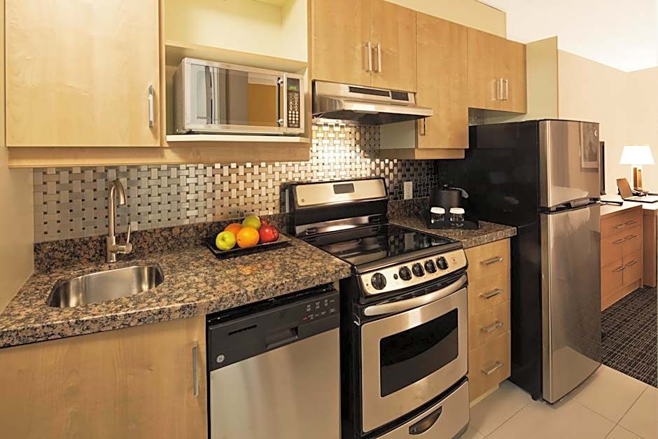 Canadas Best Value Inn - Toronto