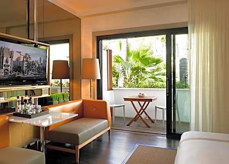 Cabana Balcony with Pool View