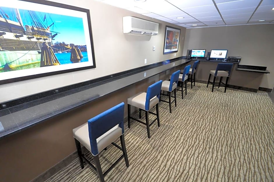 Comfort Inn & Suites Aberdeen