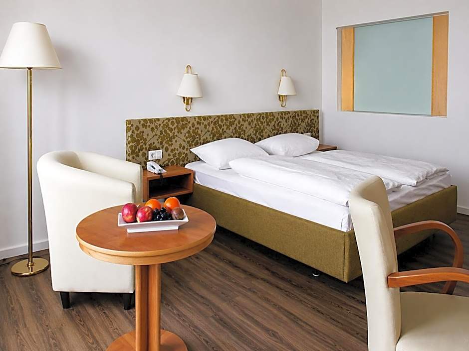 Spa & Wellnesshotel Bad Alexandersbad - Fichtelgebirge by Belvilla
