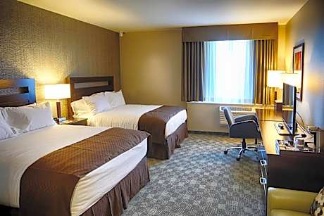 2 Room Queen Suite with Two Queen Beds - City View