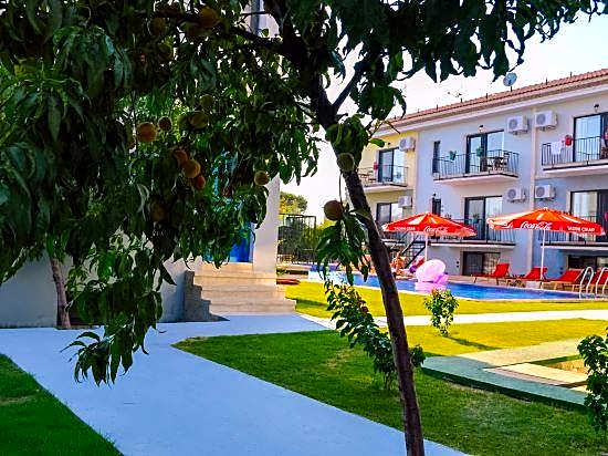 Karyada Hotel