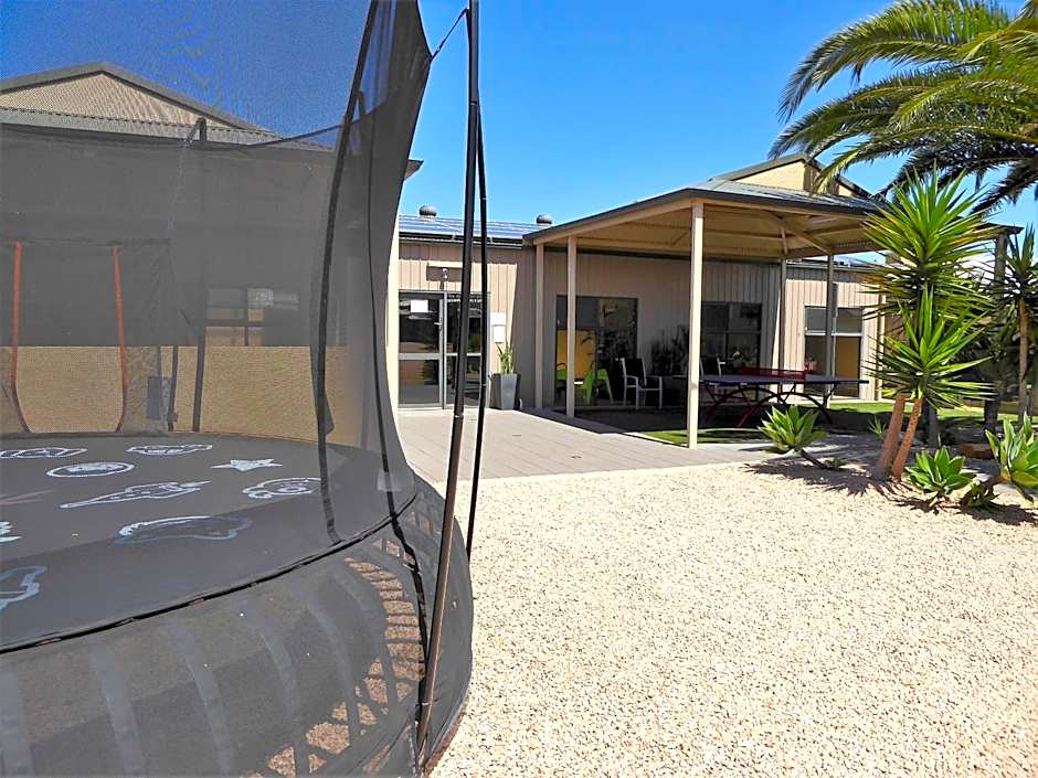 Streaky Bay Motel and Villas