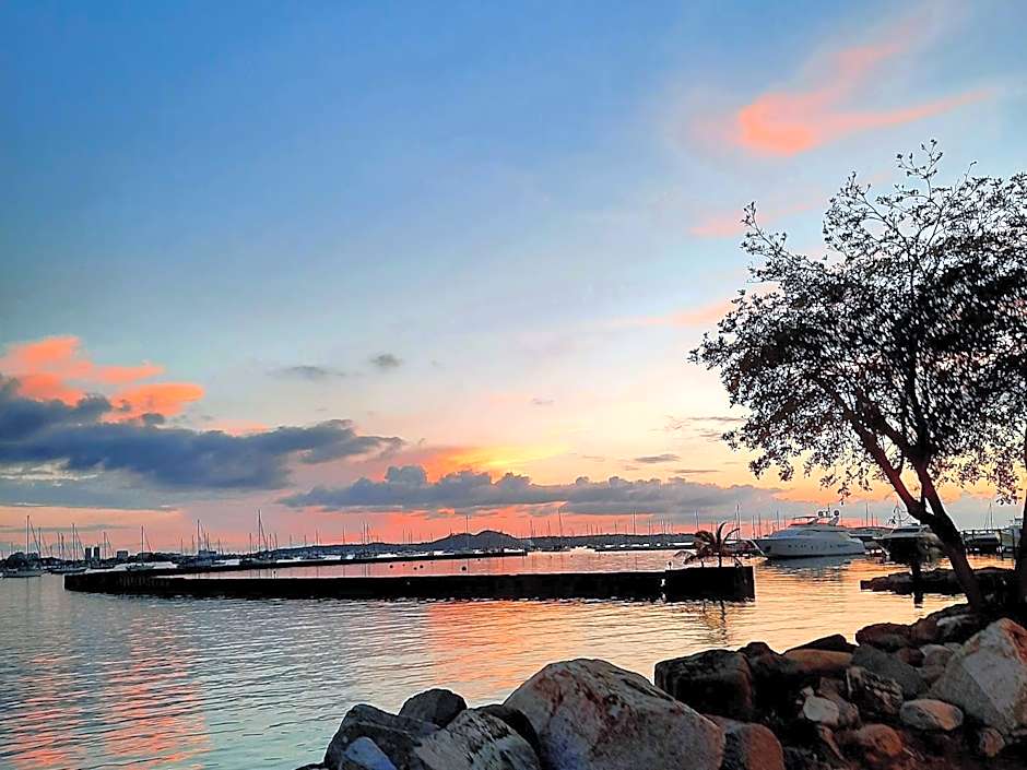 appartement au bord de l'eau sxm