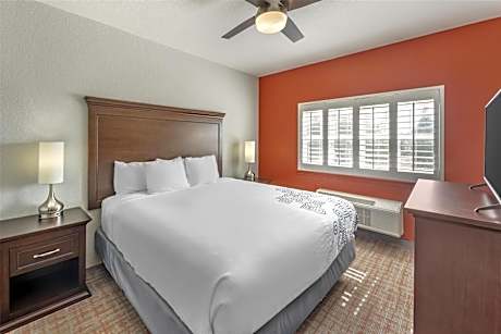 King Suite with Sofa Bed