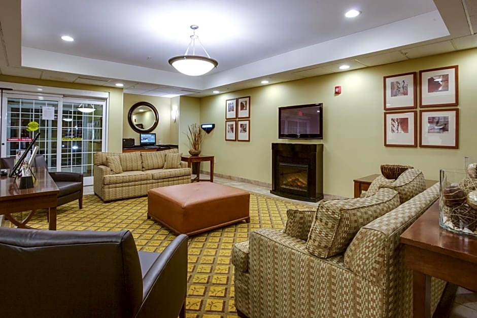 Candlewood Suites Richmond Airport Hotel