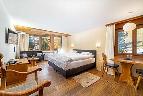 Classic Double Room with Balcony