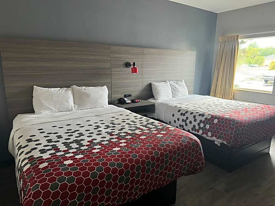 Econo Lodge Inn & Suites North Little Rock